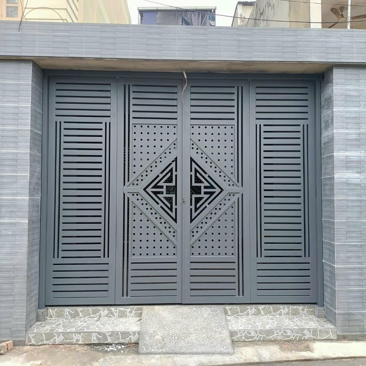 Dịch vụ thu mua cửa sắt tại Bình Dương